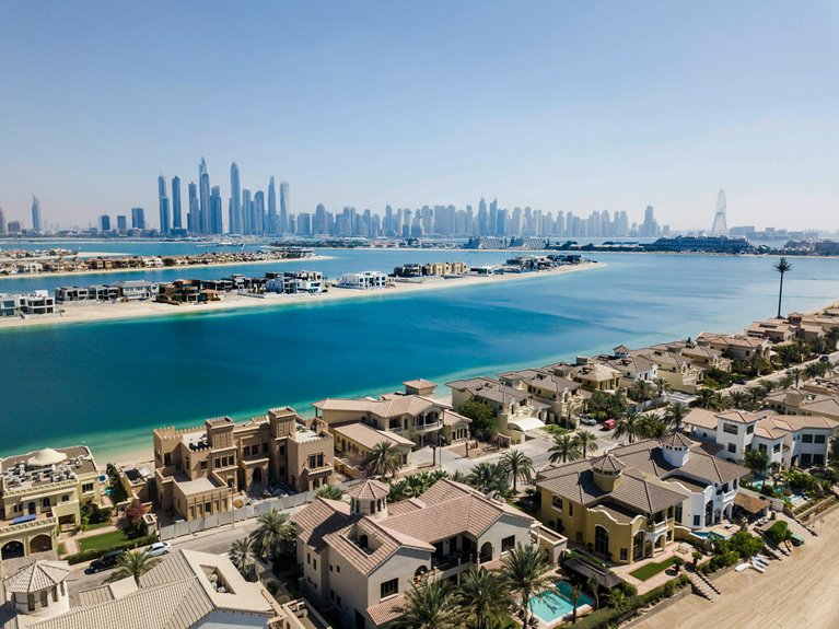 futuristic luxury resorts emerging