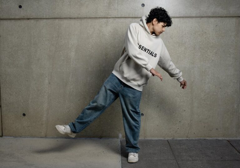 streetwear essentials list