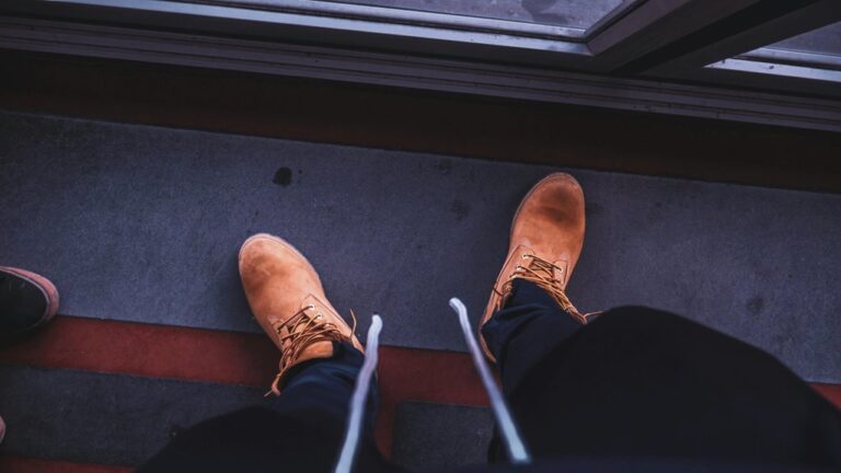 dress shoes vs boots