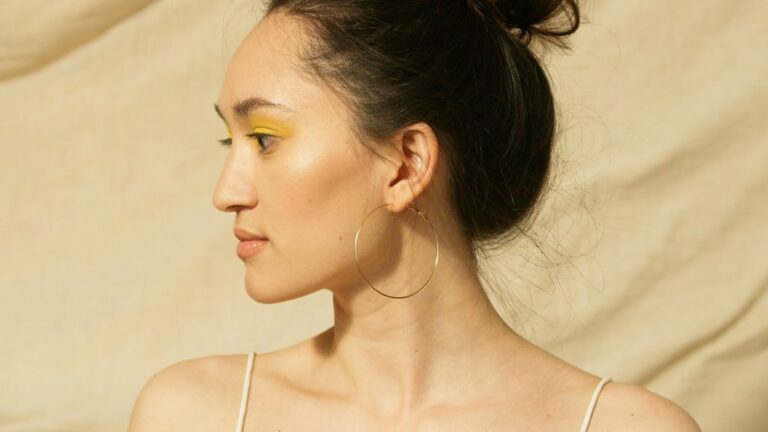ensure balanced earring weight
