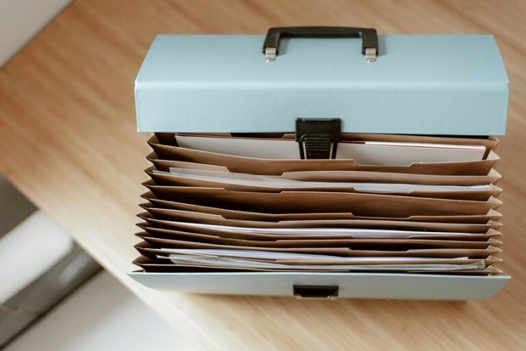 quick diy t shirt folder