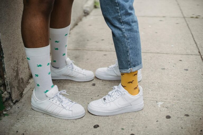 styling sneakers with socks