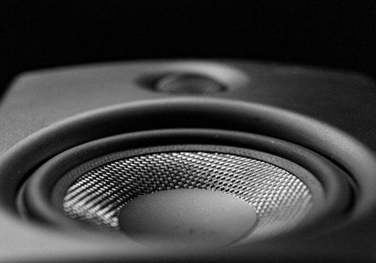 waterproof portable bluetooth speakers