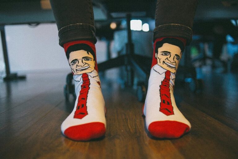 wear socks with wound